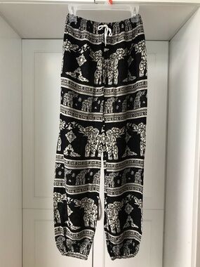 Thai Black & White Elephant Print Drawstring Boho Pants S/M